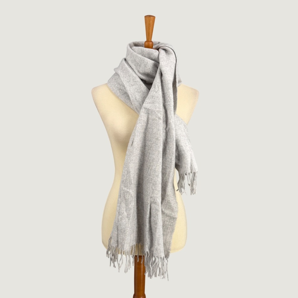 Aritzia 100% Cashmere Fringe Scarf Heather Gray New With Tags $128